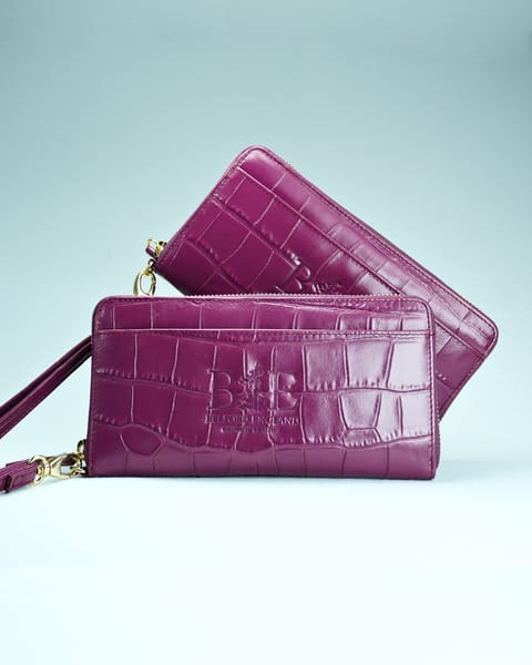 Lyra - Women’s Original Leather Wallet - Purple