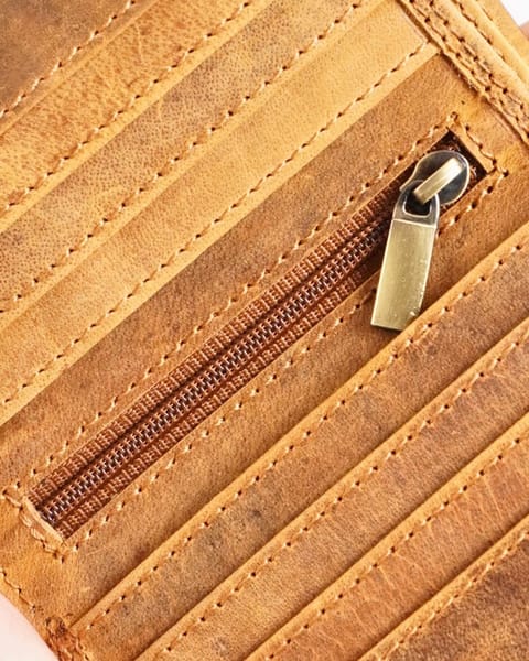 Aubrey - Men’s Original Leather Wallet - Rugged Tan - Image 5