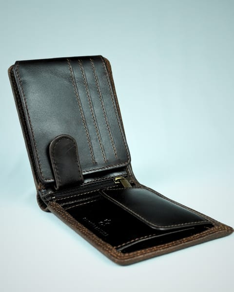 Cambridge Men’s Original Soft Leather Wallet (Premium Brown) - Dark