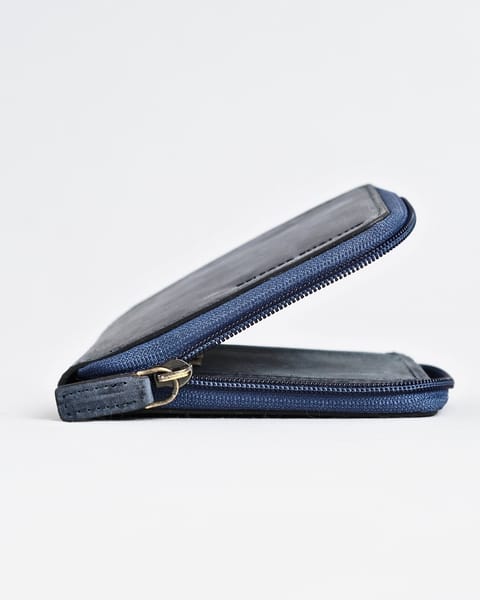 Tokyo Men’s Original Leather Wallet - (Rugged Series) - Blue - Image 2
