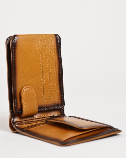 Cambridge - Men’s Original Leather Wallet (Limited Edition Rich Tan) - Image 7