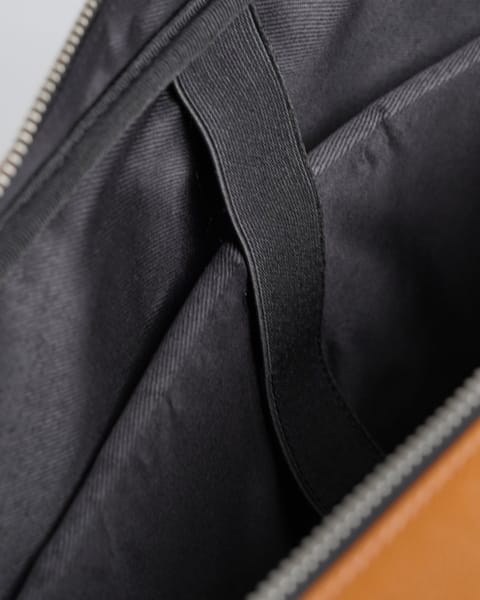 Executive Men's Original Leather Briefcase  (Rich Tan) - Image 9