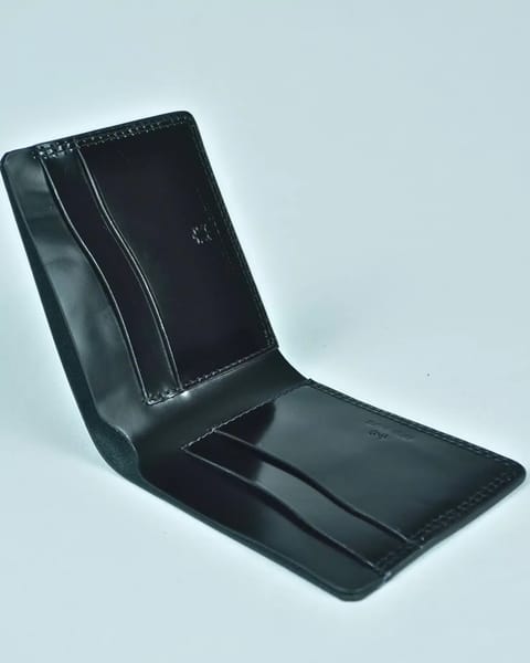 Berlin (Sleek Series) - Men’s Original Leather Wallet (Jet Black)