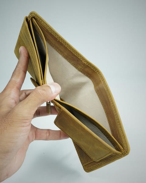 Cambridge - Men’s Original Leather Wallet (Hazel Brown) - Image 8