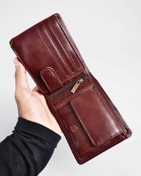 Cambridge Men’s Original Leather Wallet (Rich Brown) - Image 5