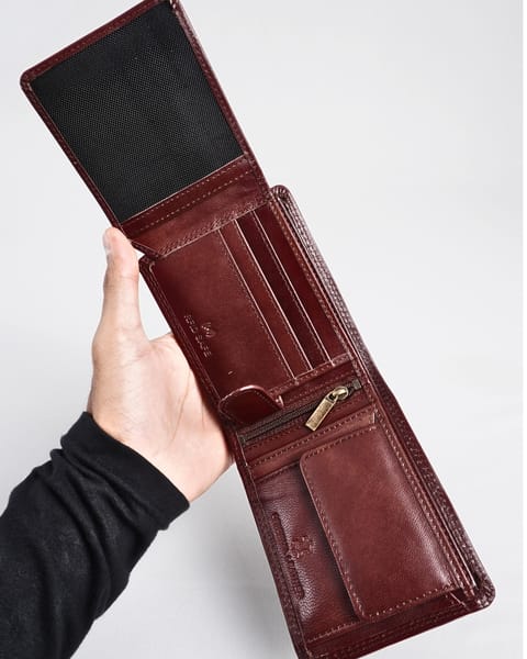 Cambridge Men’s Original Leather Wallet (Rich Brown) - Image 6