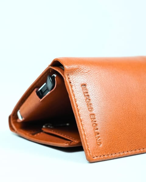 Detroit - Men’s Original Leather [Smart Card Pop UP] Wallet (Cognac) - Image 4