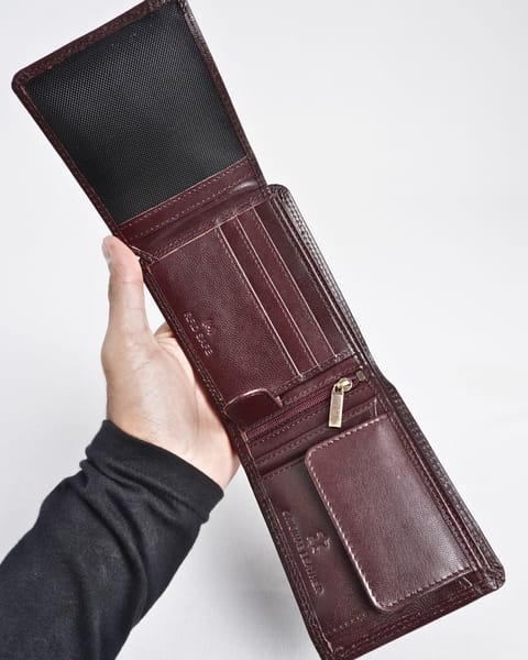 Cambridge Men’s Original Leather Wallet (Luxury Cherry) - Image 8
