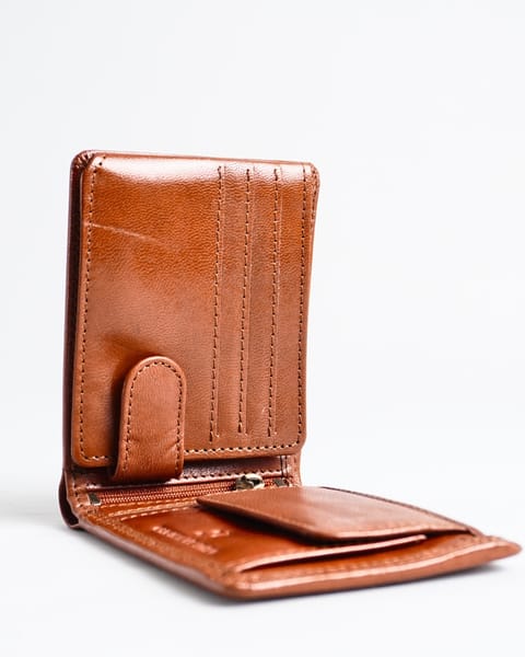 Cambridge - Men’s Original Leather Wallet - LION (Dual Tone Cognac) - Image 4