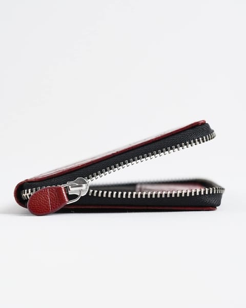 Oliver - Original Leather Sleek Passport  Holder (Croco Brown and Cherry Blend) - Image 3