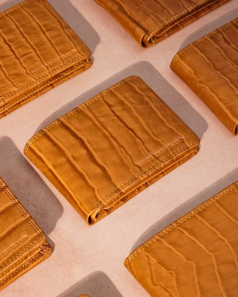 Gift For Men: Men's Personalized Leather Wallet | Luxury Gift for Him (Birthday, Anniversary & Marriage) - Image 11