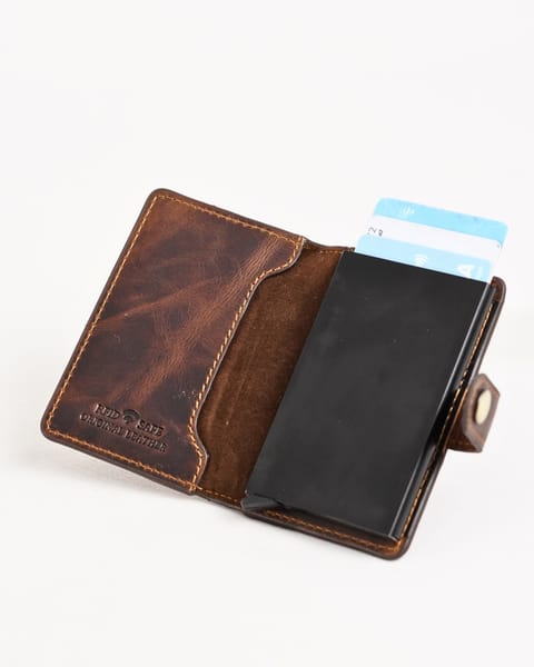 Las Vegas - Men’s Original Leather Wallet - One-Click Card Access - (Vintage Brown) - Image 2