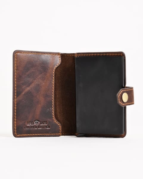 Las Vegas - Men’s Original Leather Wallet - One-Click Card Access - (Vintage Brown) - Image 5