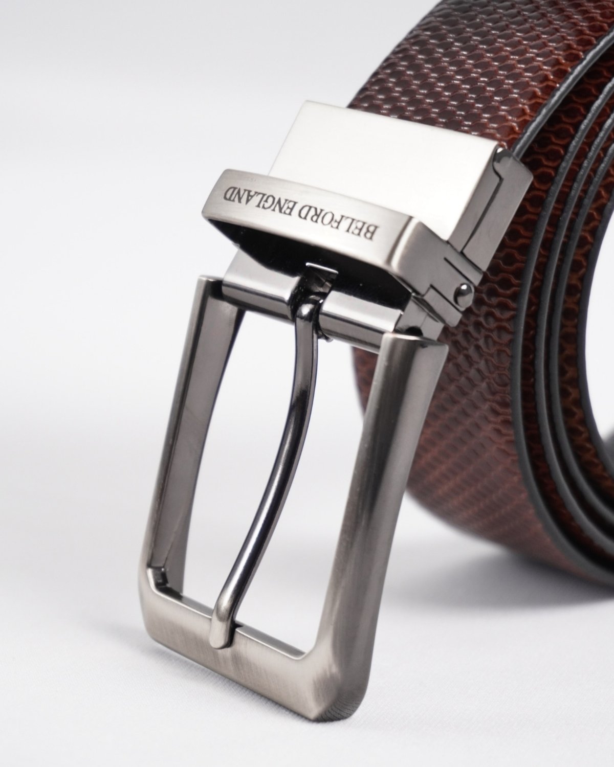 Arsenal Men's Original Leather Belt Reversible (Black & Brown) - 28-44 - Fits Waist Size: 28-44