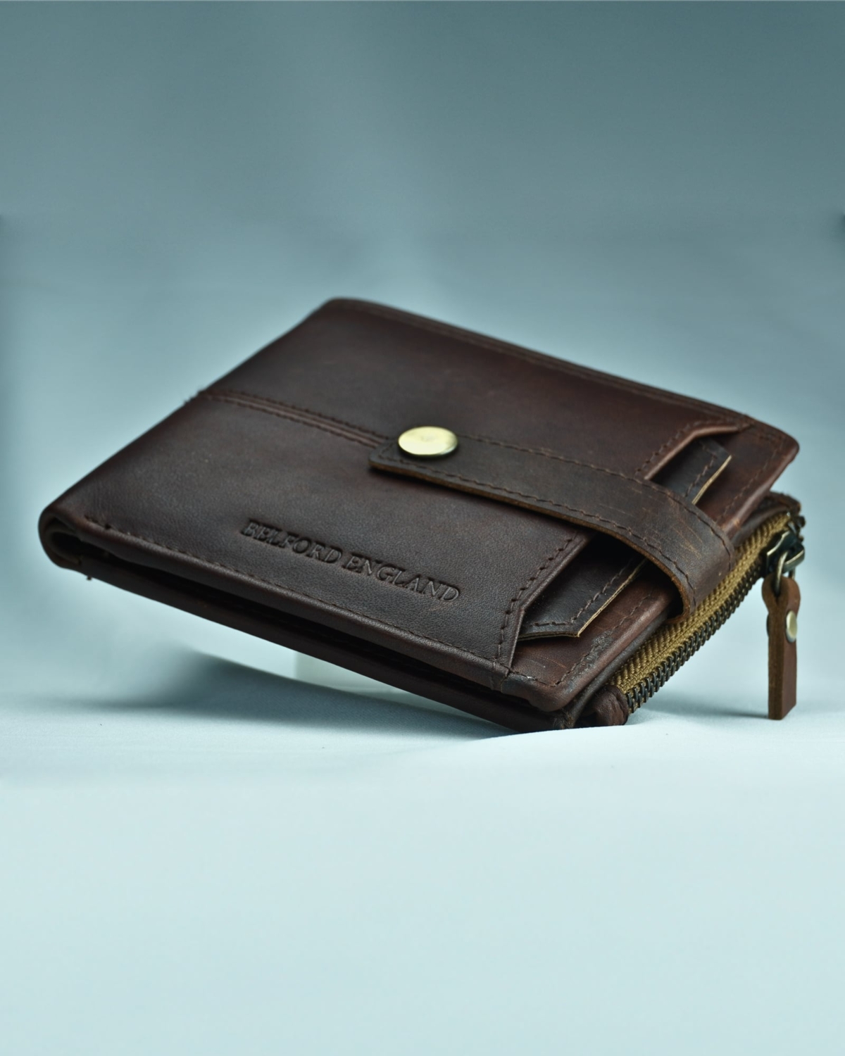 Columbus Men’s Original Leather Wallet Vintage Edition (Brown) Columbus Men’s Original Leather Wallet Vintage Edition (Brown)