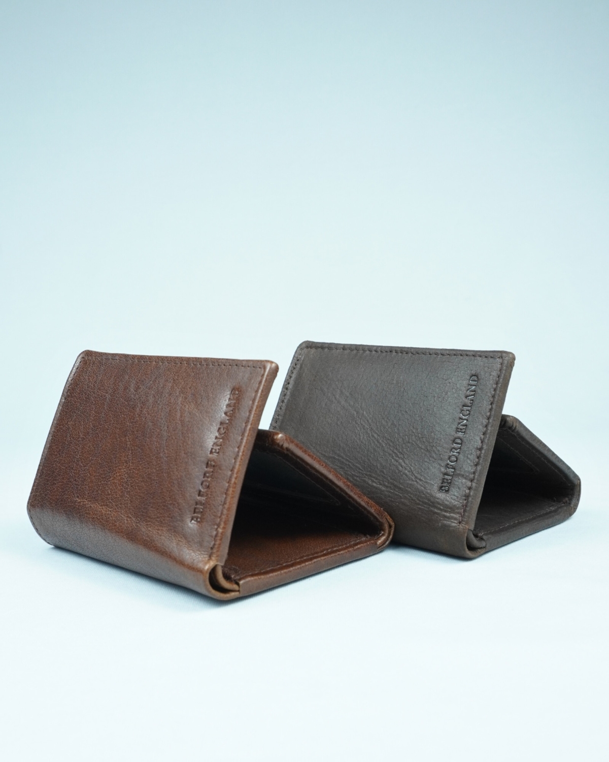 Britian - Men’s Original Leather Tri-Fold Wallet - coffee-brown - Color: Coffee-brown