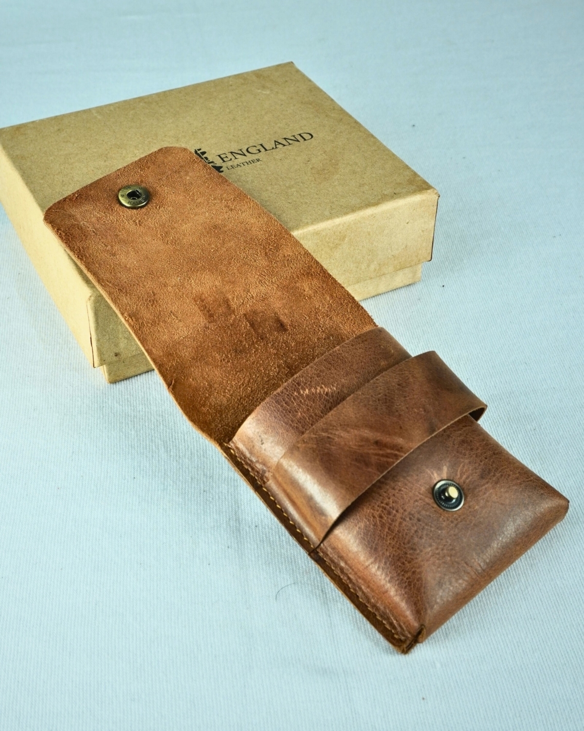 Bolton - Men’s Original Leather Wallet (Rugged Tan) Bolton - Men’s Original Leather Wallet (Rugged Tan)