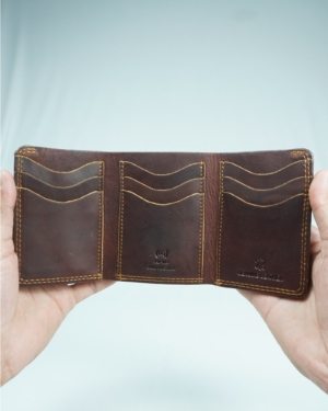 Enfield - Men’s Original Leather Tri-Fold Wallet (Vintage Brown)
