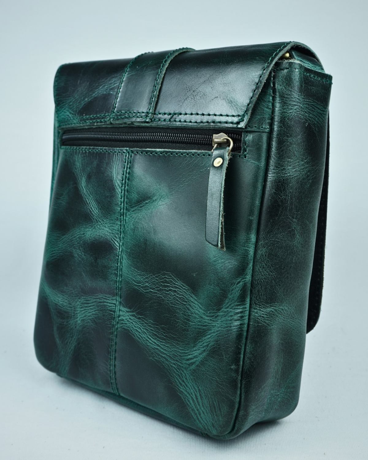 Emerald Original Leather Sling Messenger Bag (Multipurpose Bag) Emerald Original Leather Sling Messenger Bag (Multipurpose Bag)