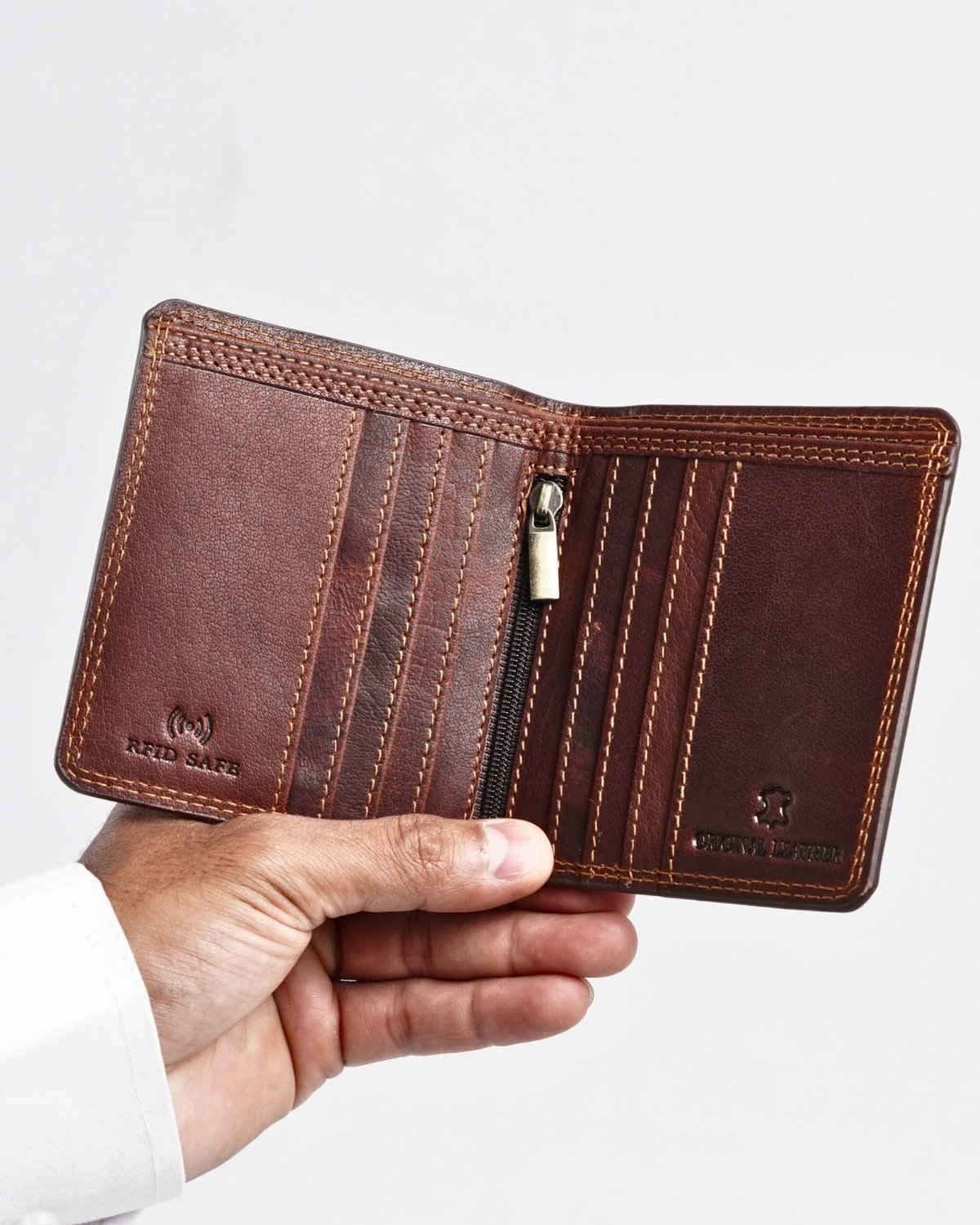 Aubrey - Men’s Original Leather Wallet - vintage-brown - Color: Vintage-brown