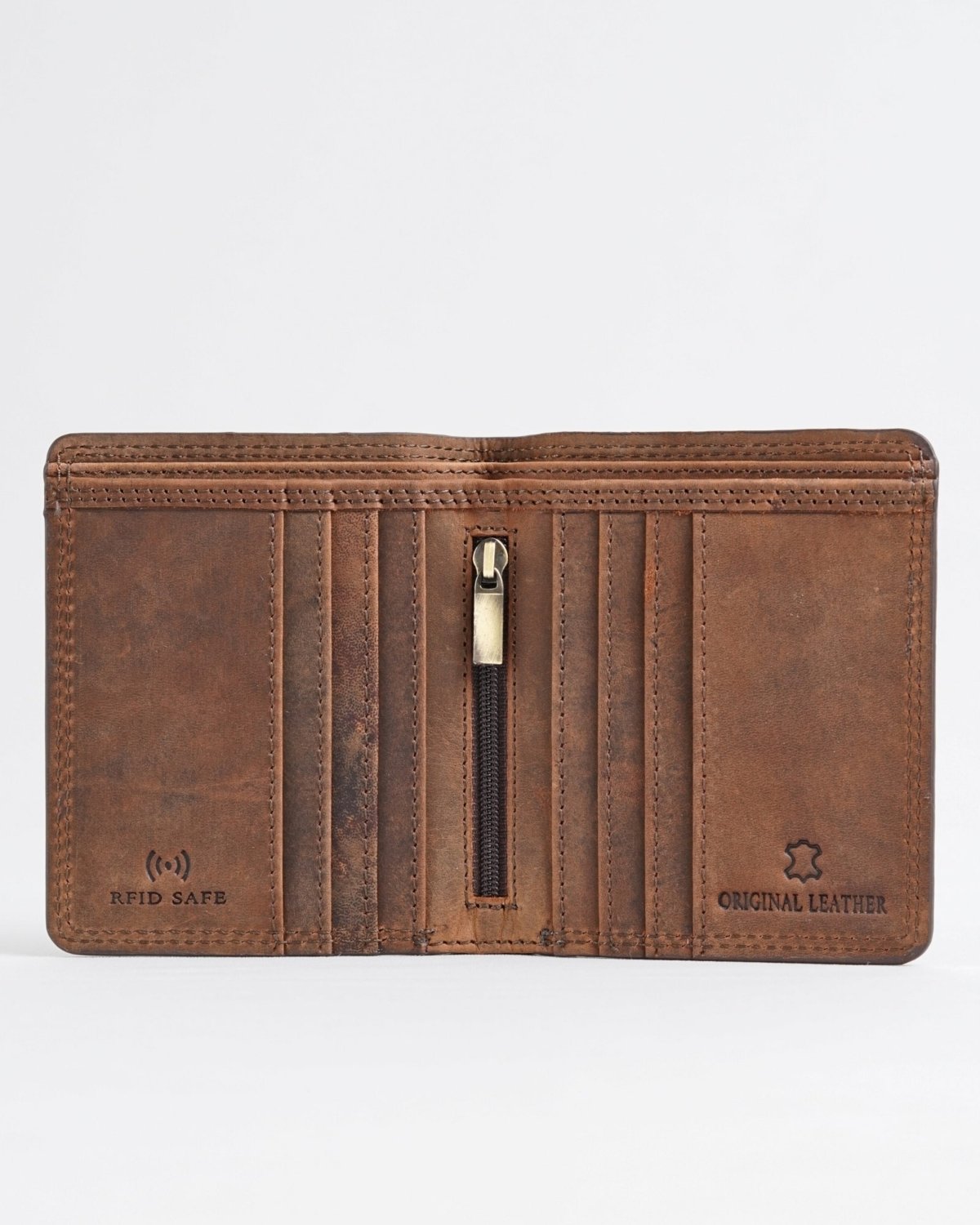 Aubrey - Men’s Original Leather Wallet - rugged-brown - Color: Rugged-brown
