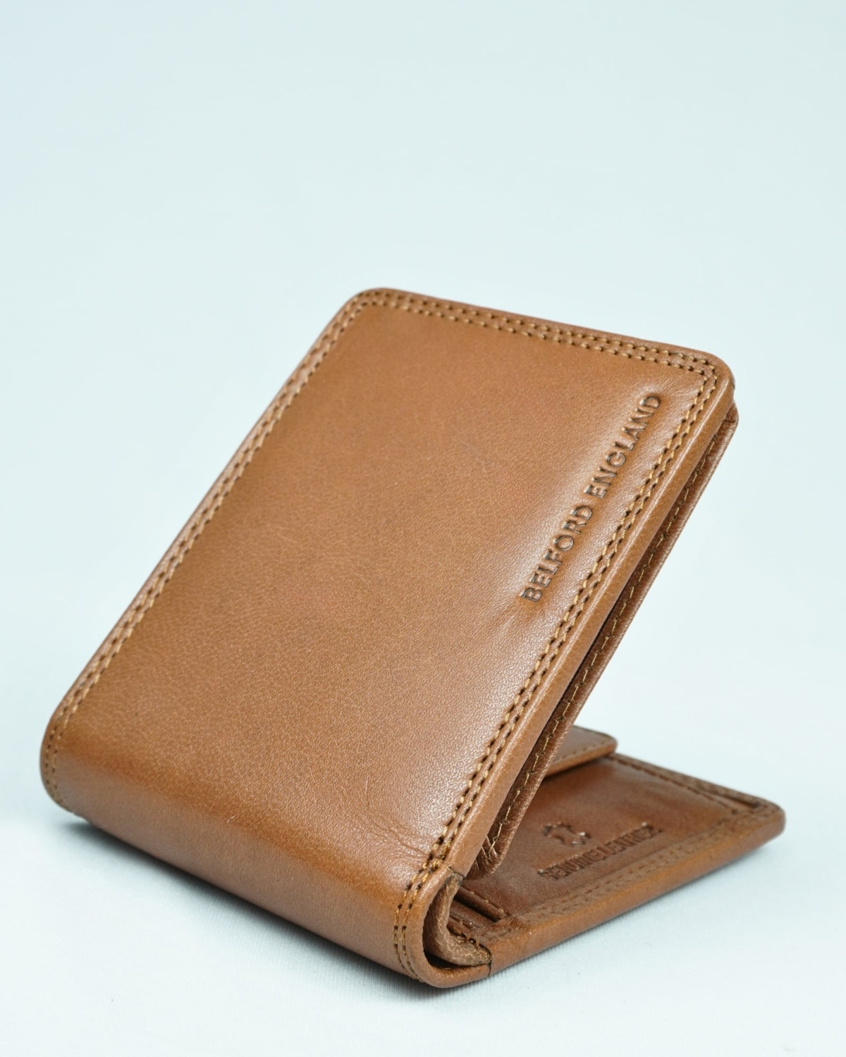Cambridge - Men’s Original Leather Wallet (Walnut Brown) Cambridge - Men’s Original Leather Wallet (Walnut Brown)