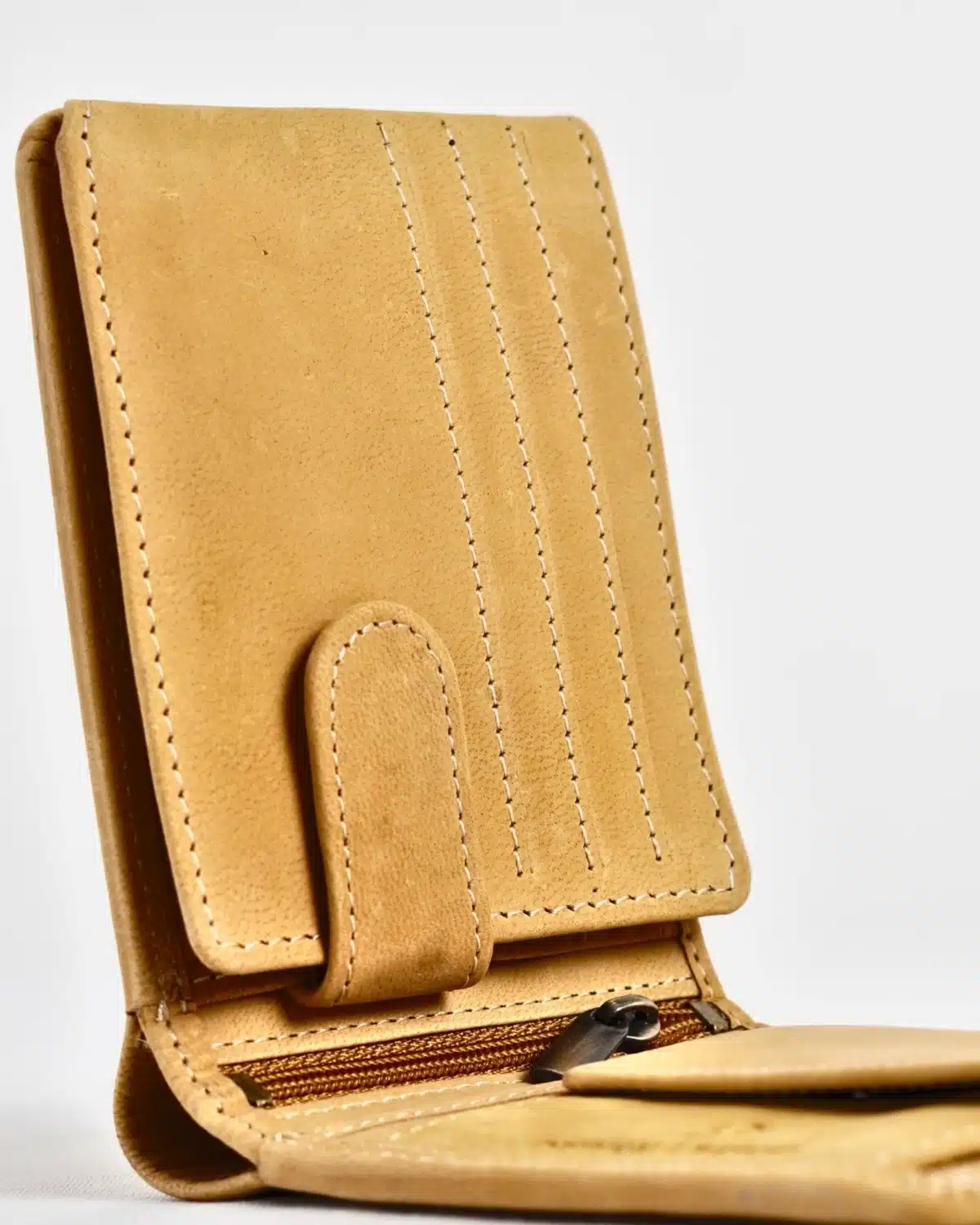 Cambridge Men’s Original Leather Wallet (Rugged Tan) Cambridge Men’s Original Leather Wallet (Rugged Tan)