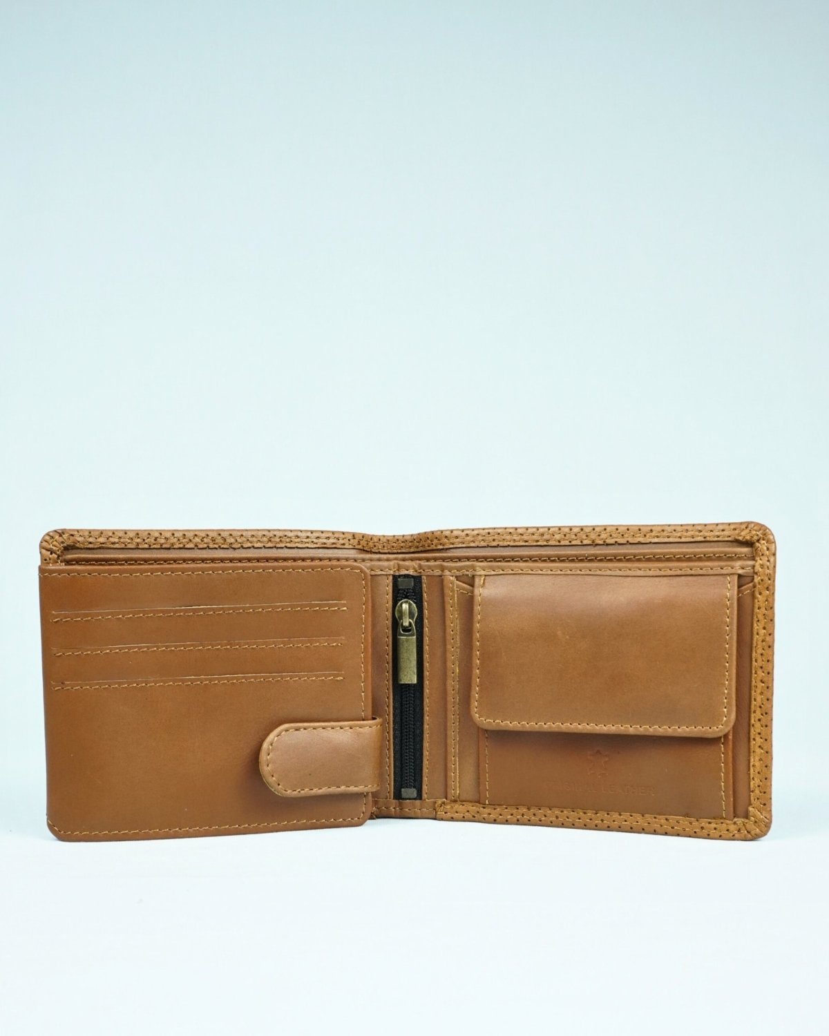 Cambridge Men’s Original Soft Leather Wallet (Premium Brown) - light - Color: Light