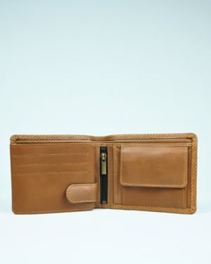 Cambridge Men’s Original Soft Leather Wallet (Premium Brown) - light - Color: Light