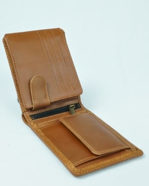 Cambridge Men’s Original Soft Leather Wallet (Premium Brown) - light - Color: Light