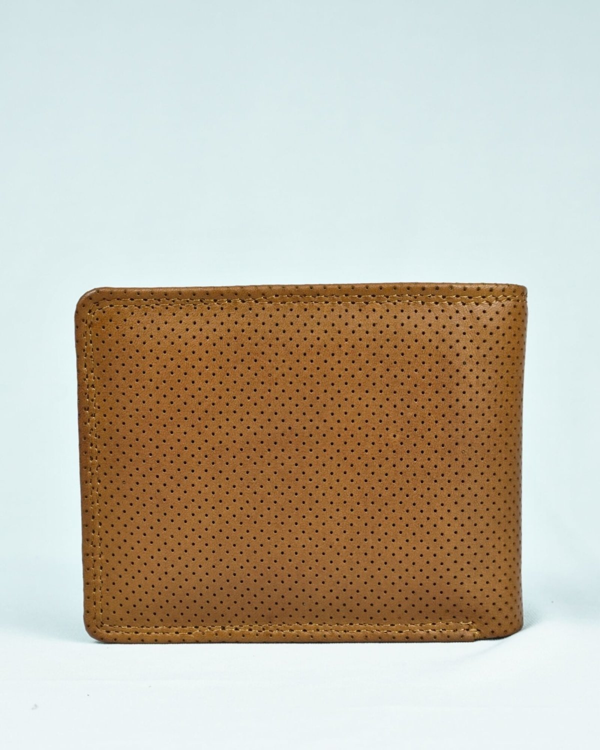 Cambridge Men’s Original Soft Leather Wallet (Premium Brown) - light - Color: Light