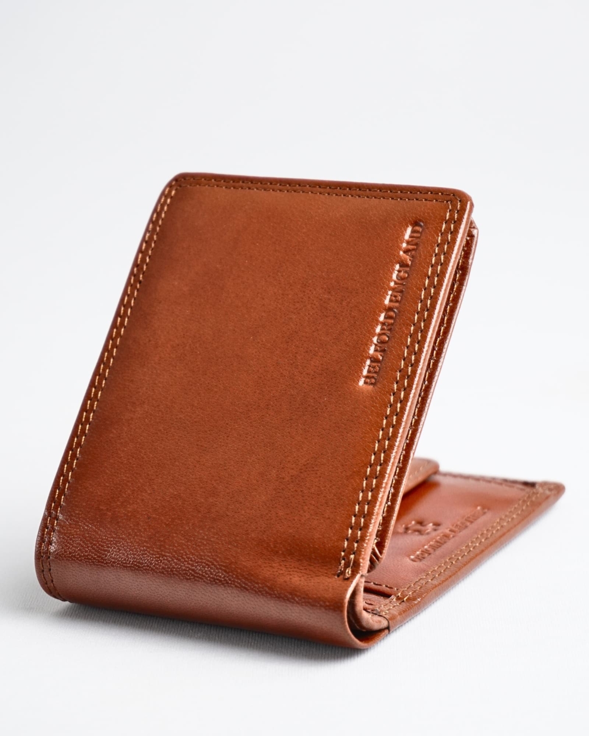 Cambridge - Men’s Original Leather Wallet (Cognac) Cambridge - Men’s Original Leather Wallet (Cognac)