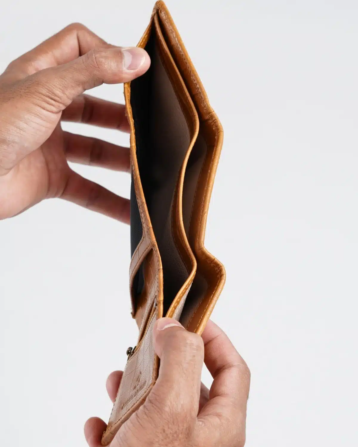 Dublin - Men’s Original Leather Trifold Wallet (Croco Rich Tan) Dublin - Men’s Original Leather Trifold Wallet (Croco Rich Tan)