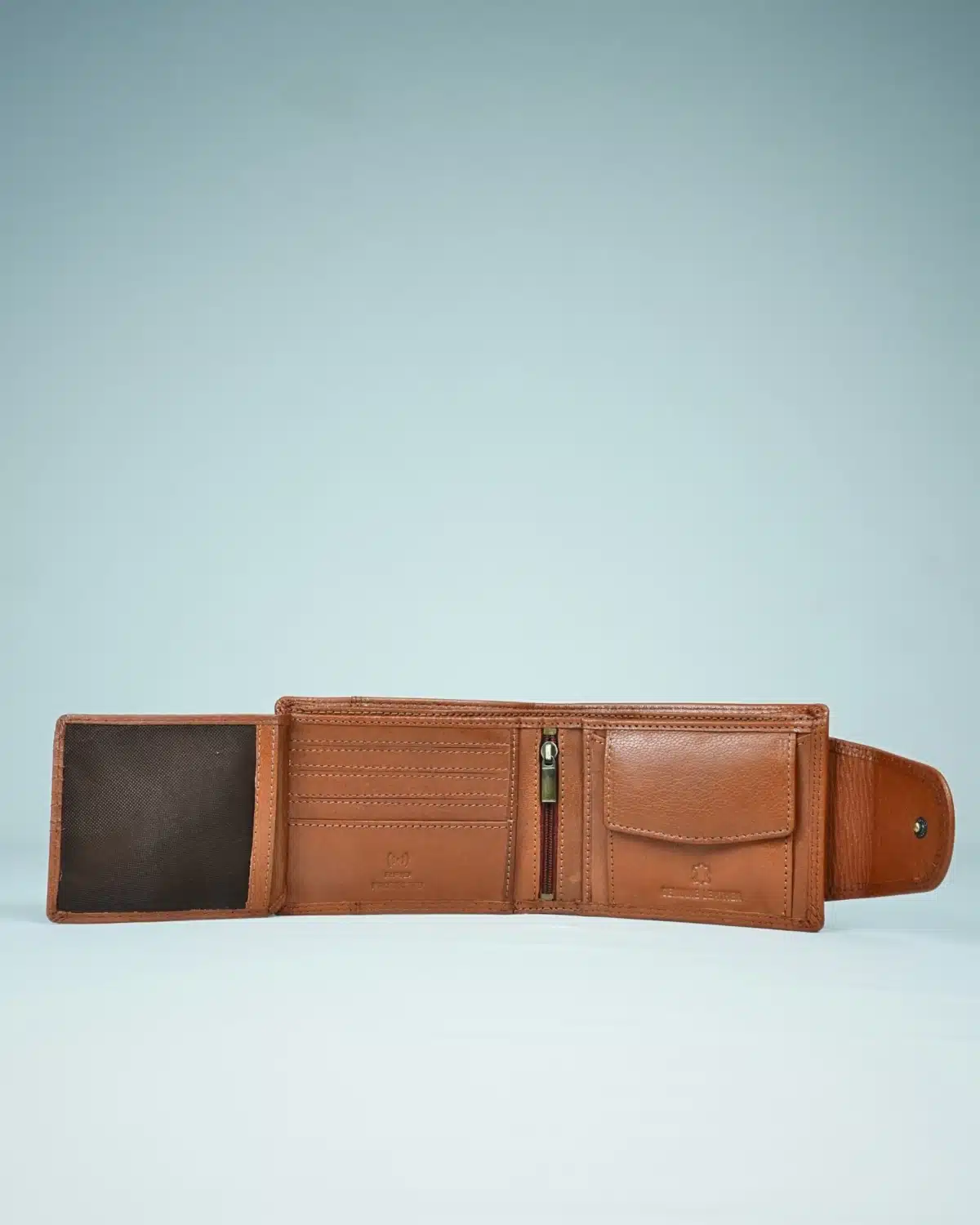 Derby - Men’s Original Leather Wallet (Cognac) Derby - Men’s Original Leather Wallet (Cognac)