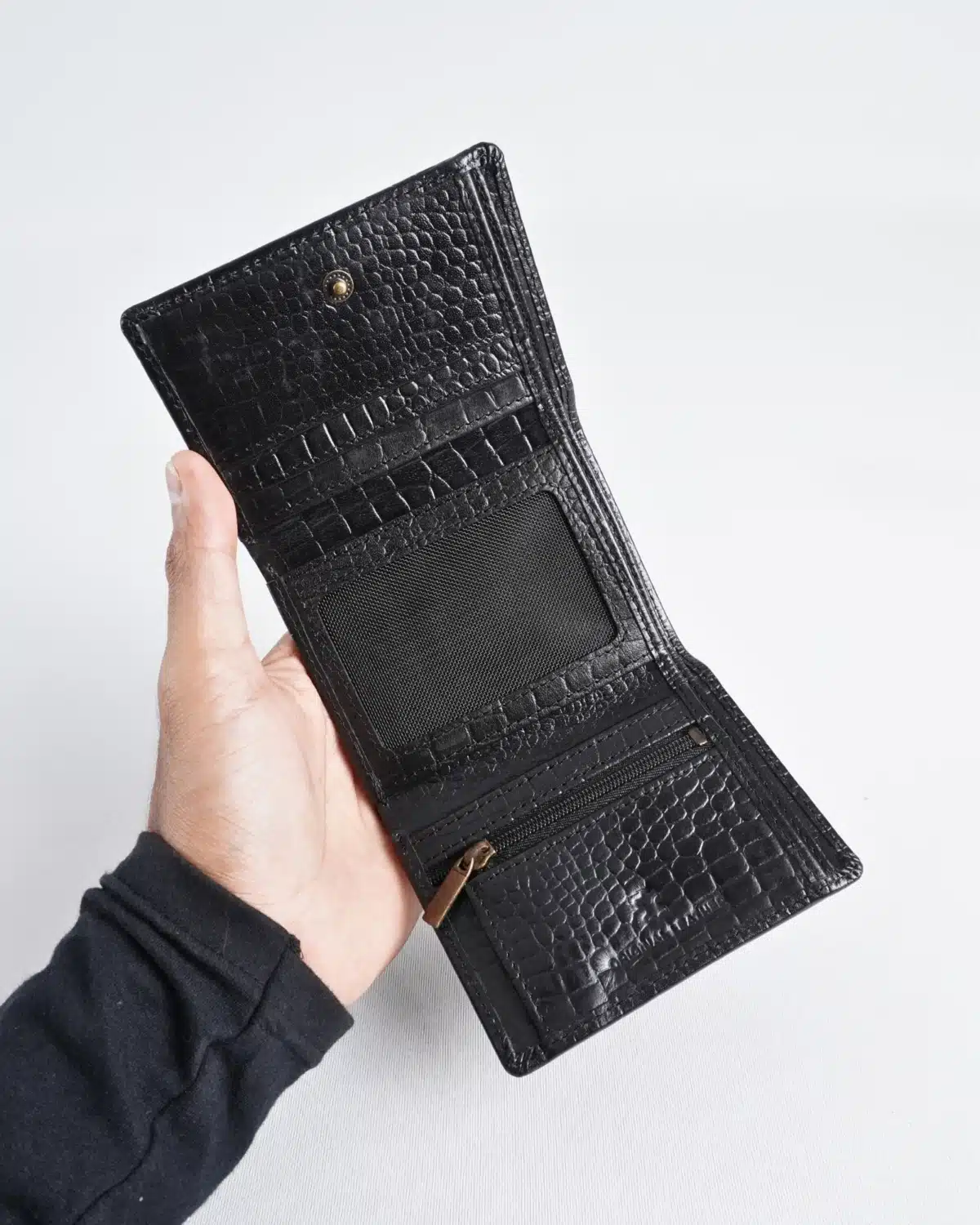 Dublin - Men’s Original Leather Trifold Wallet (Croco Black) Dublin - Men’s Original Leather Trifold Wallet (Croco Black)