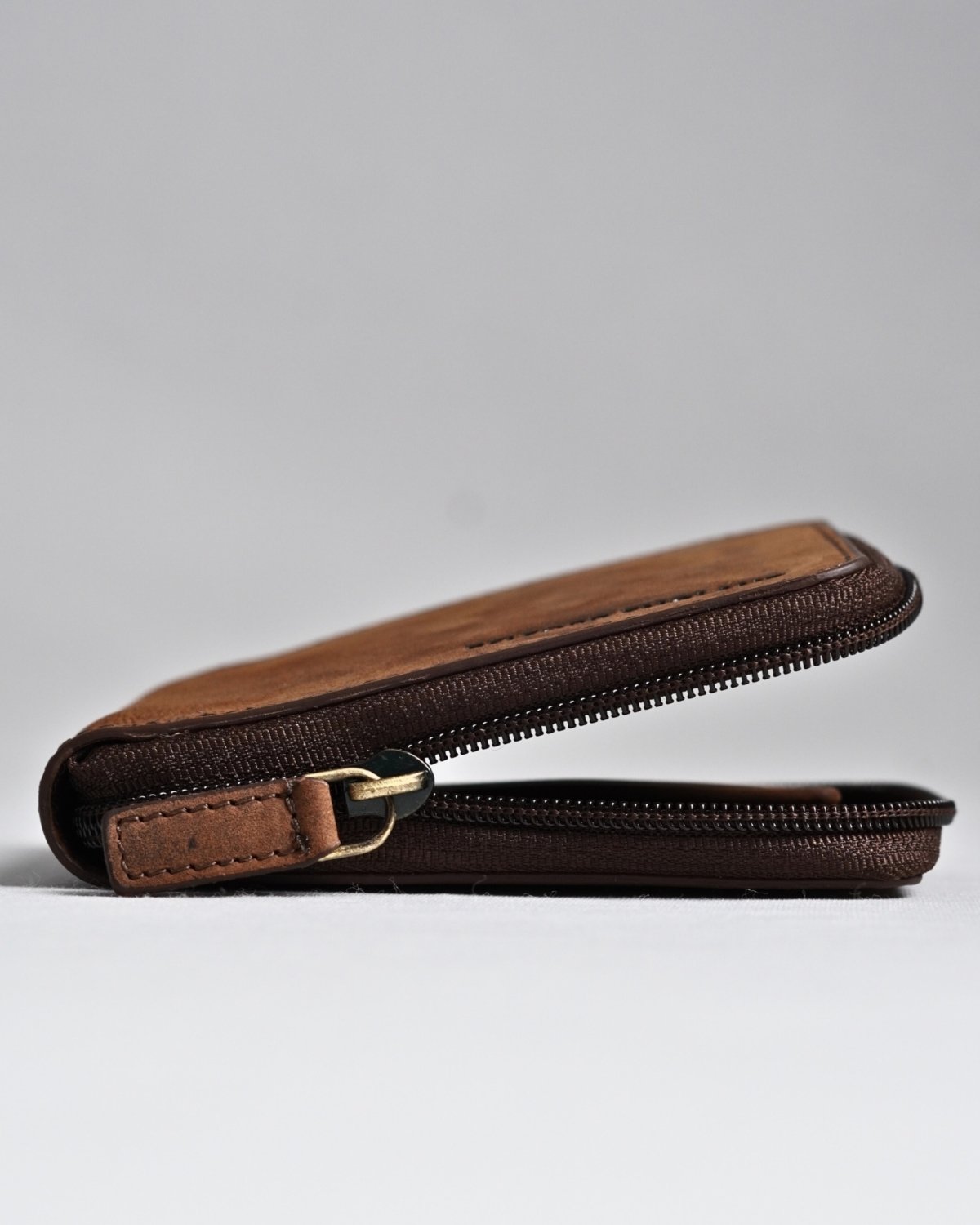 Tokyo Men’s Original Leather Wallet - (Rugged Series) - brown - Color: Brown