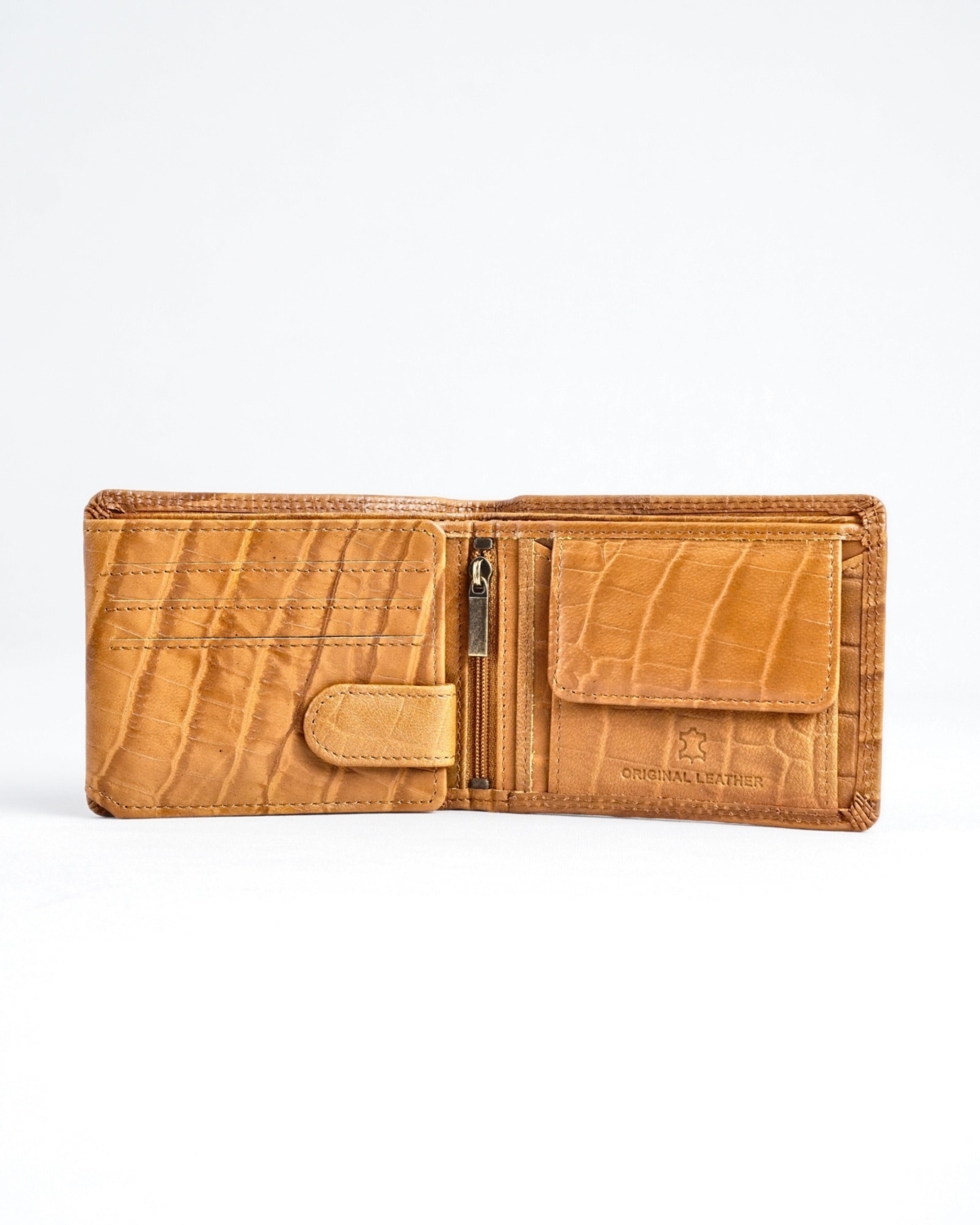Cambridge Men’s Original Leather Wallet (Croco Rich Tan) Cambridge Men’s Original Leather Wallet (Croco Rich Tan)