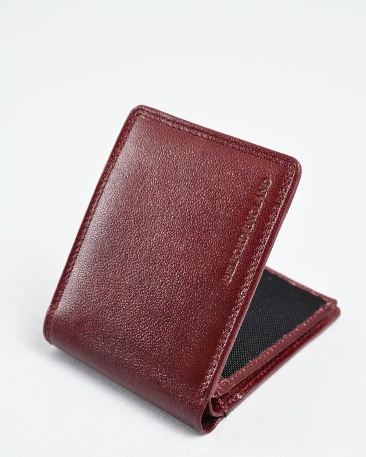 Hudson Men’s Original Leather Wallet (Brown & Cherry Blend) Hudson Men’s Original Leather Wallet (Brown & Cherry Blend)