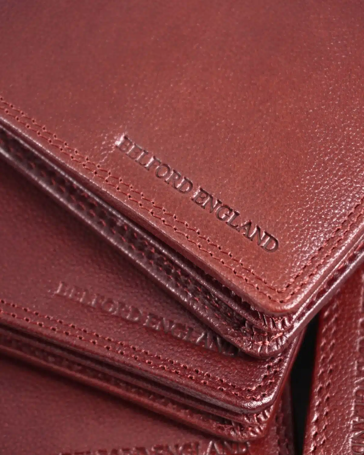 Hudson Men’s Original Leather Wallet (Brown & Cherry Blend) Hudson Men’s Original Leather Wallet (Brown & Cherry Blend)