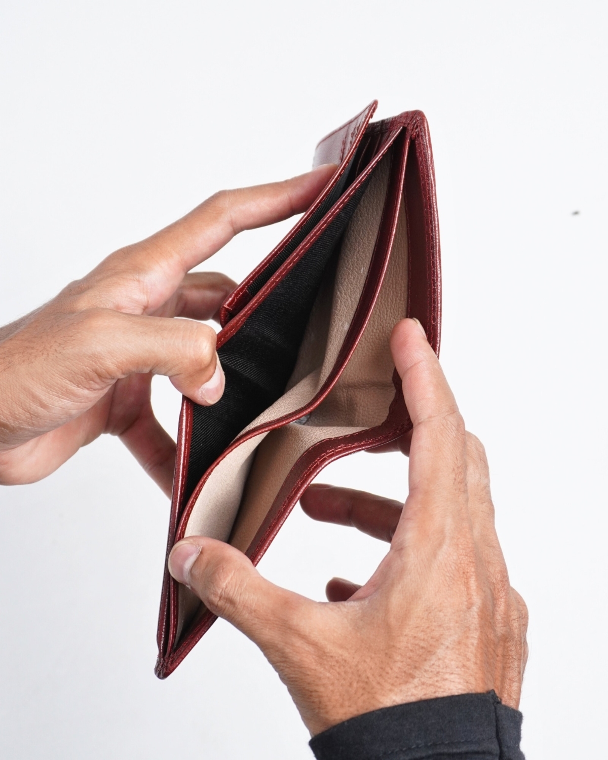 Hudson Men’s Original Leather Wallet (Brown & Cherry Blend) Hudson Men’s Original Leather Wallet (Brown & Cherry Blend)