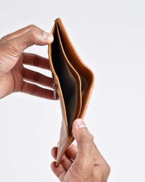 Aubrey - Men’s Original Leather Wallet (Almond Brown)