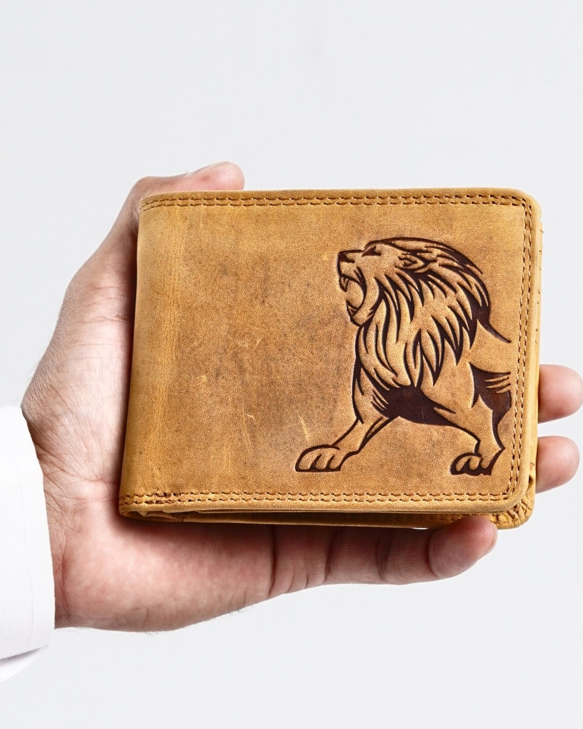 Cambridge (Limited Edition) Men’s Original Leather Wallet - Rugged Tan - lion - Color: Lion