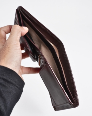 Cambridge Men’s Original Leather Wallet (Luxury Cherry)