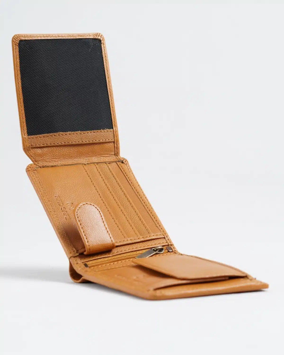 Cambridge - Men’s Original Leather Wallet - Rich Tan (Lion) Cambridge - Men’s Original Leather Wallet - Rich Tan (Lion)