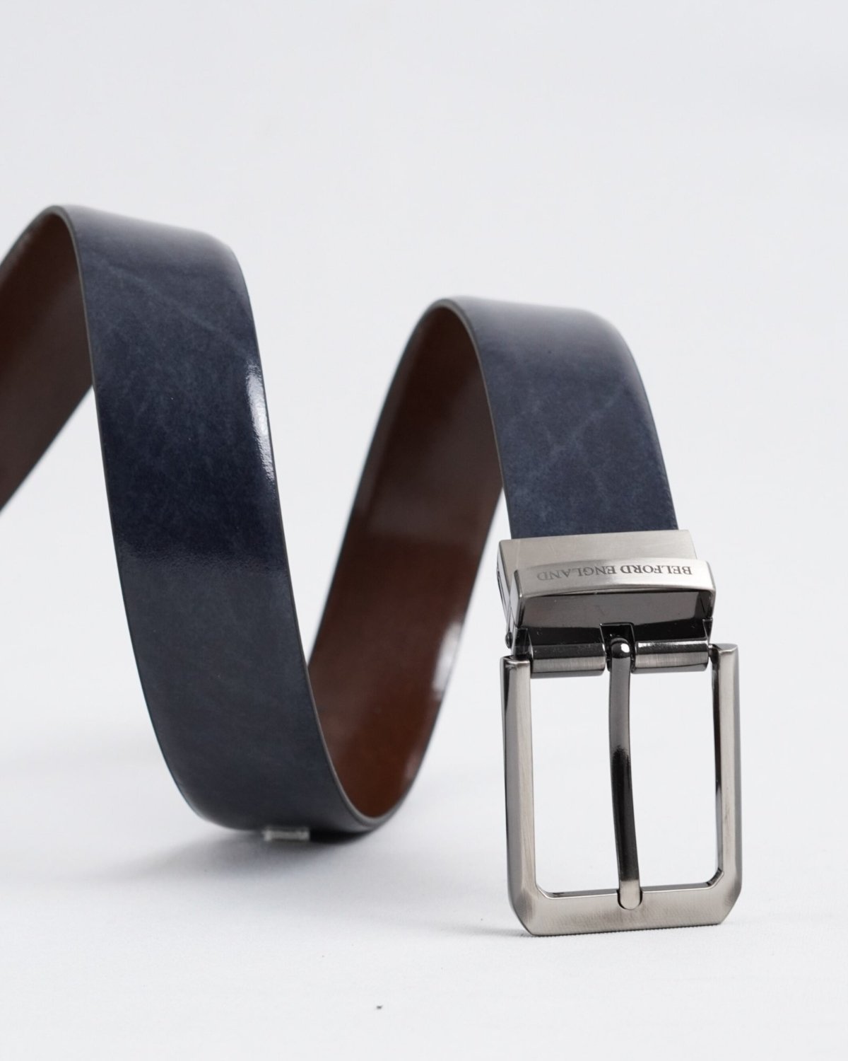 Chicago - Men's Original Leather Belt Reversible (Dark Blue & Brown) - 28-44 - Fits Waist Size: 28-44