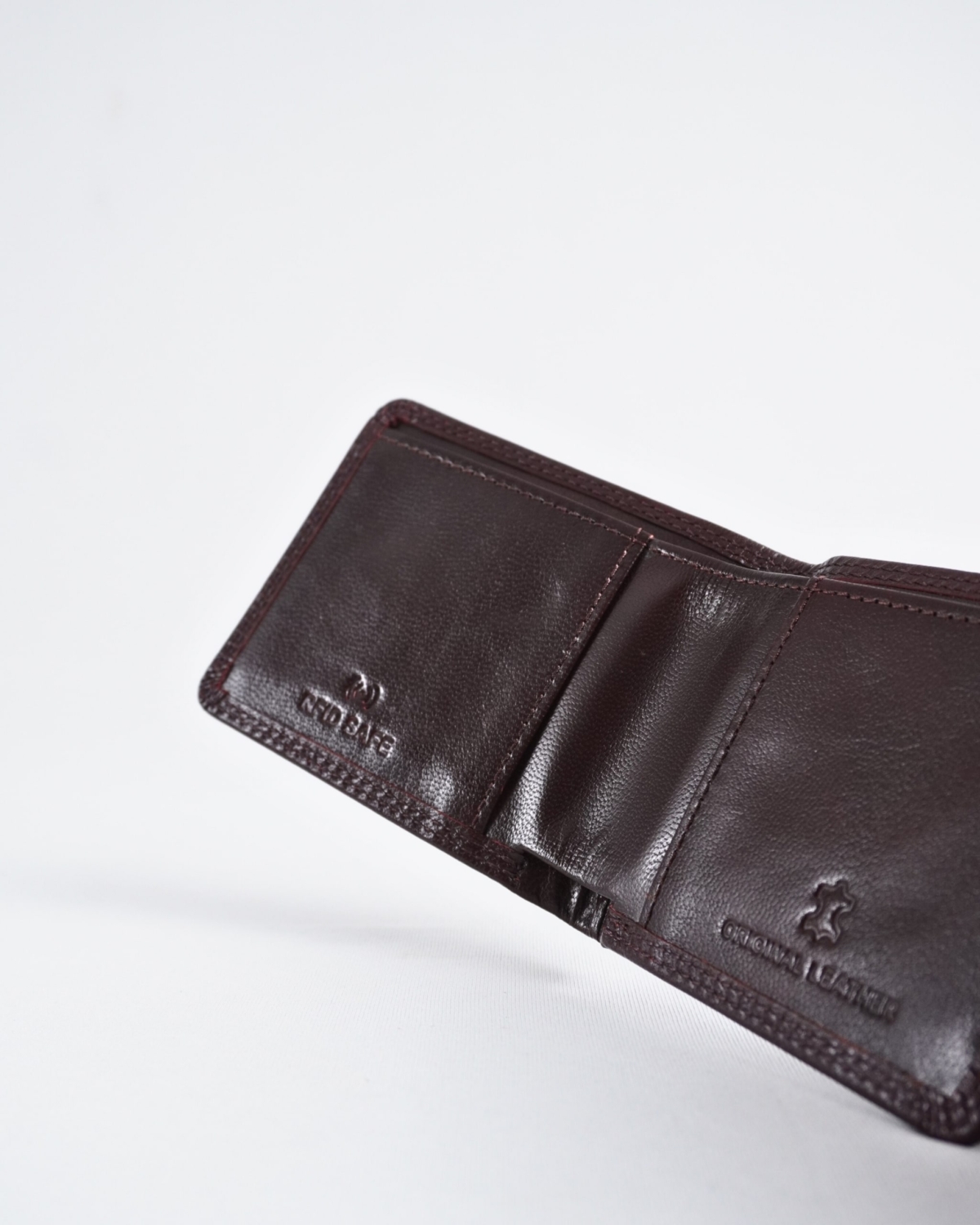 Conway - Men’s Original Leather Sleek Wallet (Cherry) Conway - Men’s Original Leather Sleek Wallet (Cherry)
