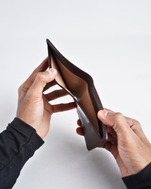 Conway - Men’s Original Leather Sleek Wallet (Cherry)