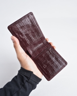 Conway - Men’s Original Leather Sleek Wallet (Croco Cherry)