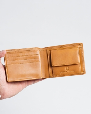 Hudson Men’s Original Leather Wallet (Almond Brown)