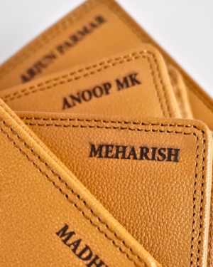 Personalized Leather Wallet - Premium Gift for Birthday & Anniversary